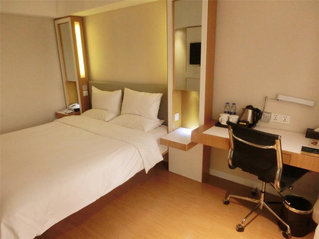 Ji Hotel Guangzhou Zhujiang New Town Chambre photo