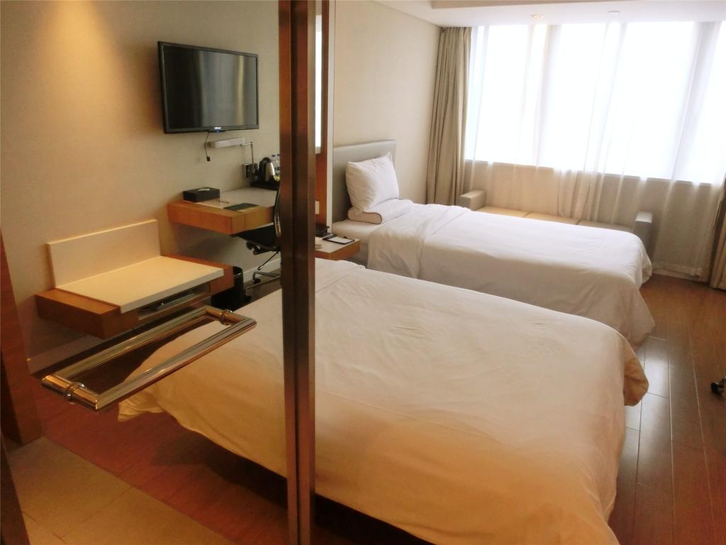 Ji Hotel Guangzhou Zhujiang New Town Extérieur photo