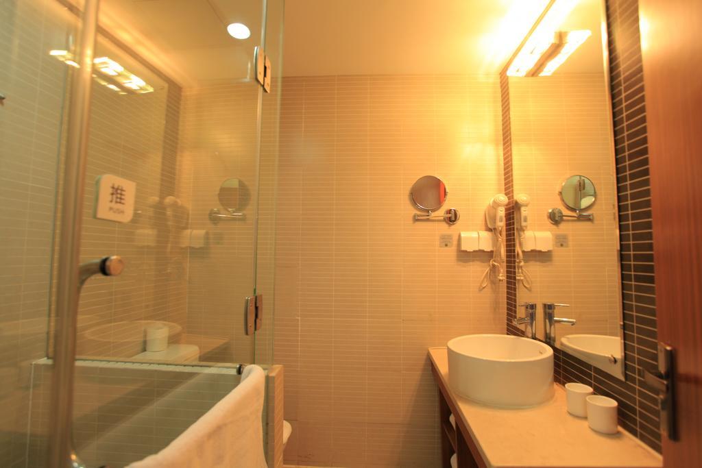 Ji Hotel Guangzhou Zhujiang New Town Extérieur photo
